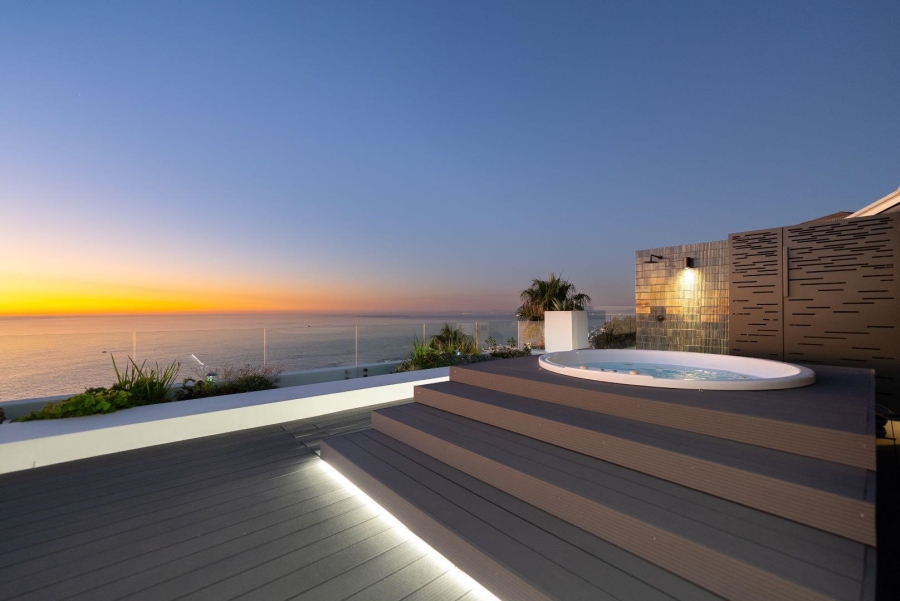 To Let 1 Bedroom Property for Rent in Bantry Bay Western Cape